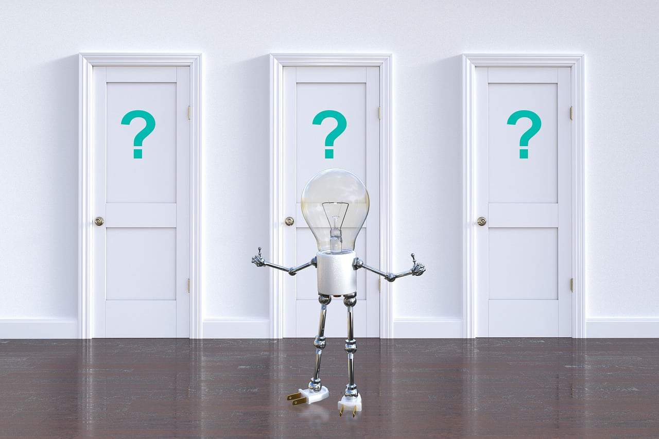Lightbulb robot in front of three doors with question marks